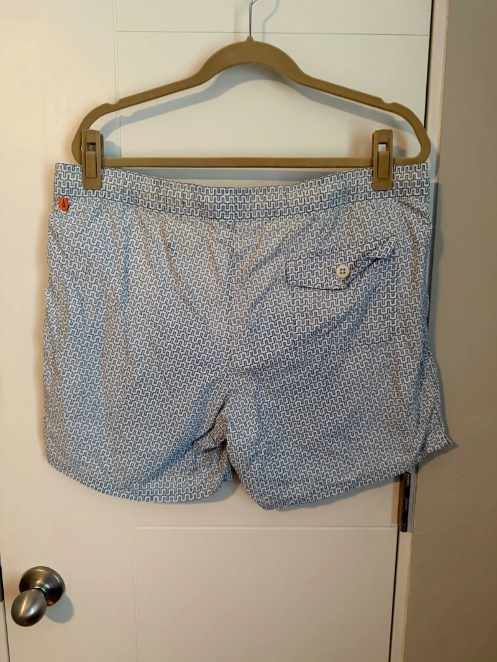 MENs J.Crew Swim Shorts (Size L)